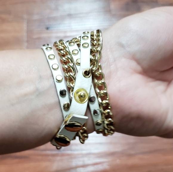 💲Gold and White Wrap-around Watch💲 - Picture 3 of 5